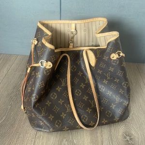 Louis Vuitton neverfull monogram